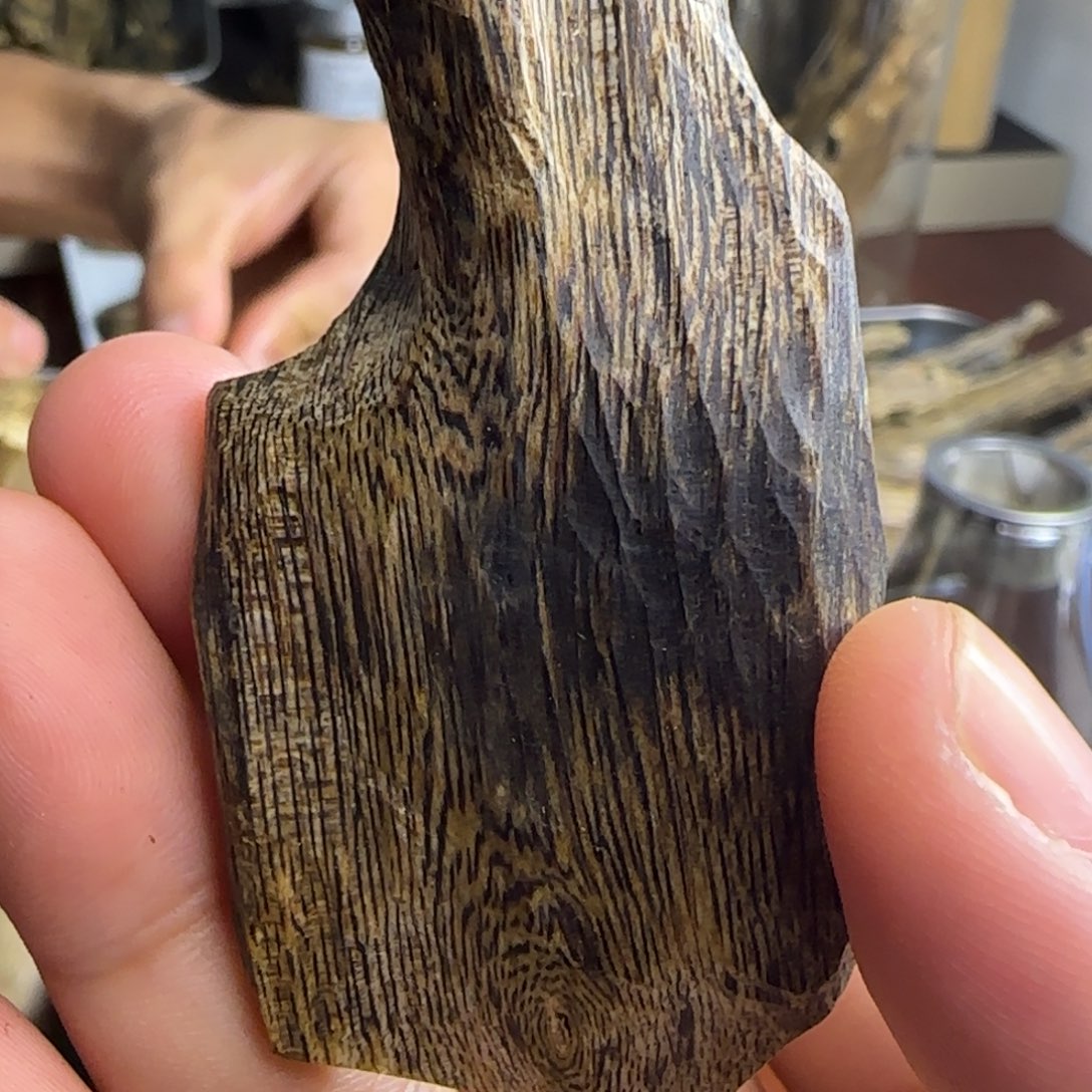 沉香沉香碎屑奇楠蓝宝石品种块料12克