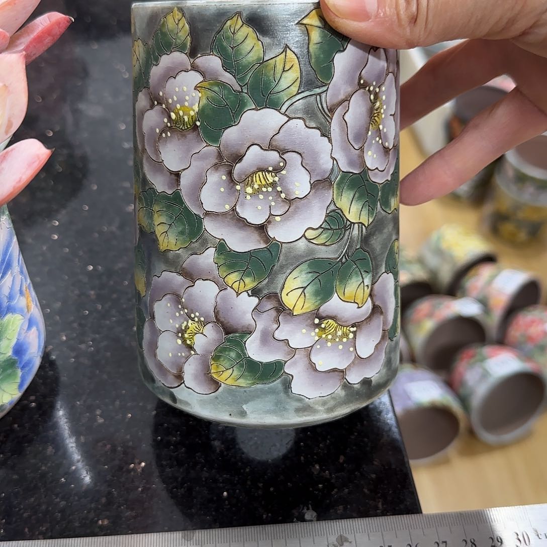 红陶春**兔17589369999