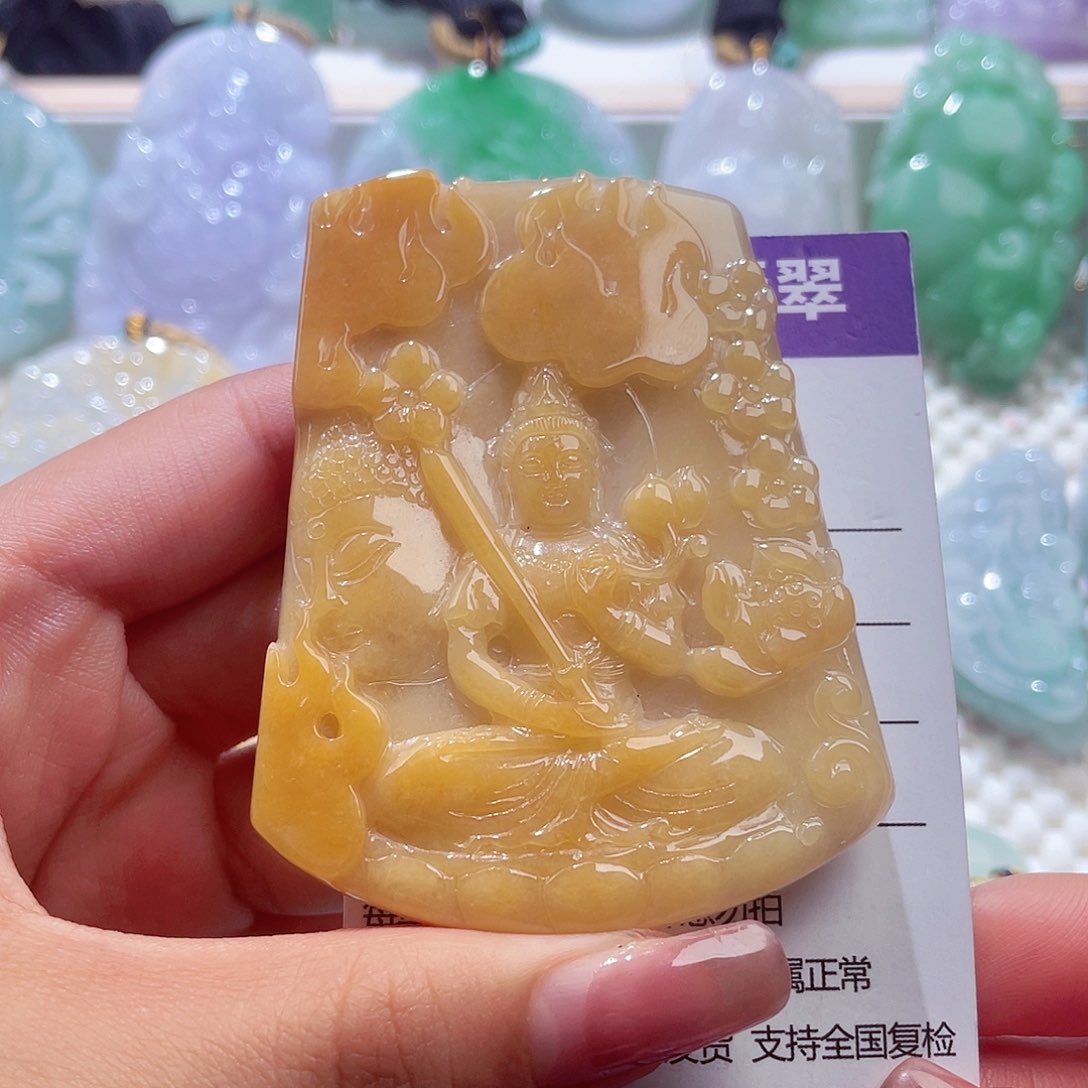 颈饰未镶嵌翡翠虚空