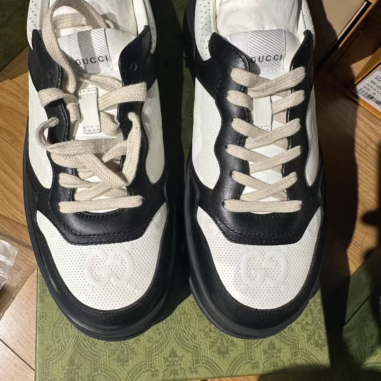 99新 GUCCI/古驰 经典饼干老花鞋 063