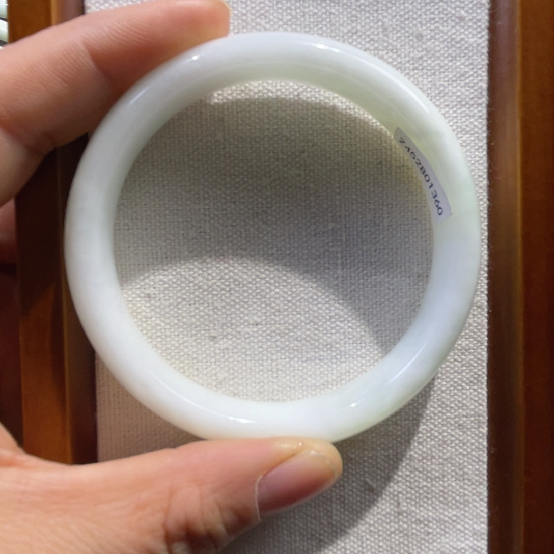 蓝田玉（蛇纹石化大理石玉）未镶嵌手镯