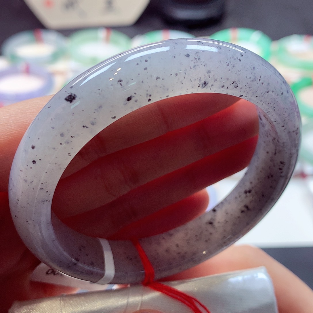 翡翠手镯未镶嵌4号正圈77（泼墨山水画）