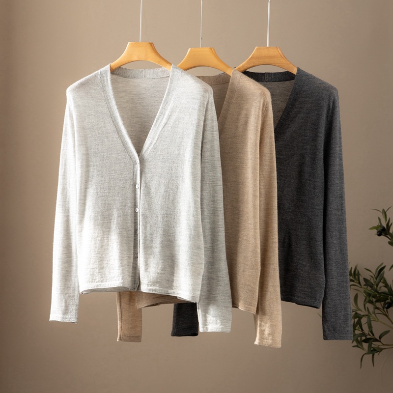 开衫女v领秋冬新款80支精坊薄款100%山羊绒优雅长袖针织上衣外套