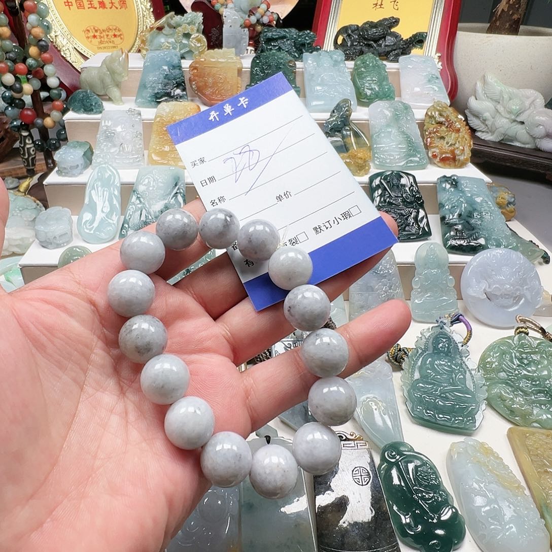 空***灵翡翠未镶嵌颈饰天然