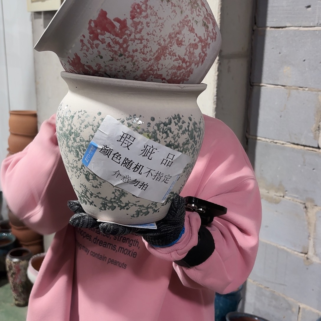 红陶瑕疵高19/19两个