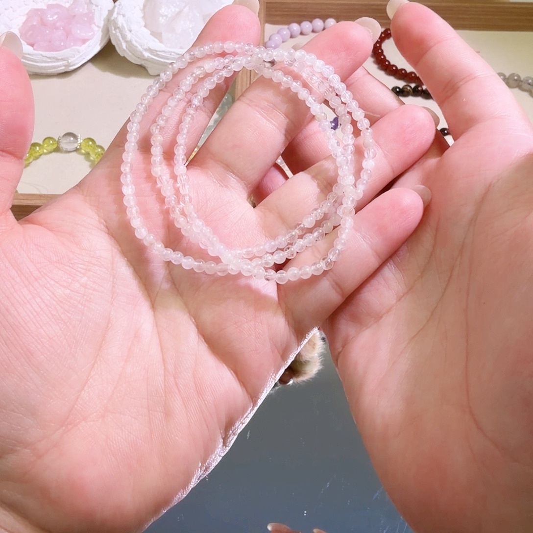 呼****手链银S925镶嵌烟晶