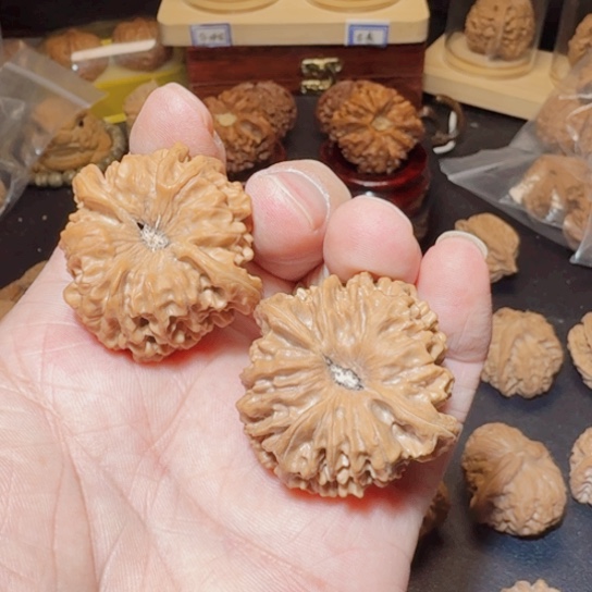 文玩核桃把件龙门涧38