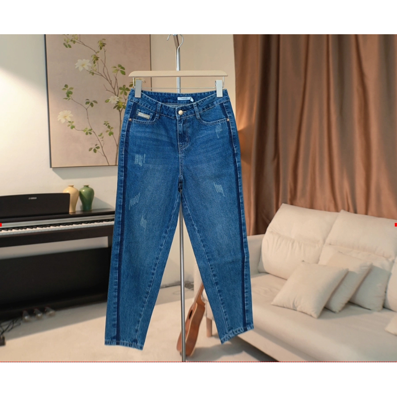 G304 2025春新款时尚百搭水洗小脚牛仔裤女 2C94