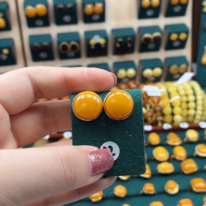 琥珀银S925镶嵌耳饰