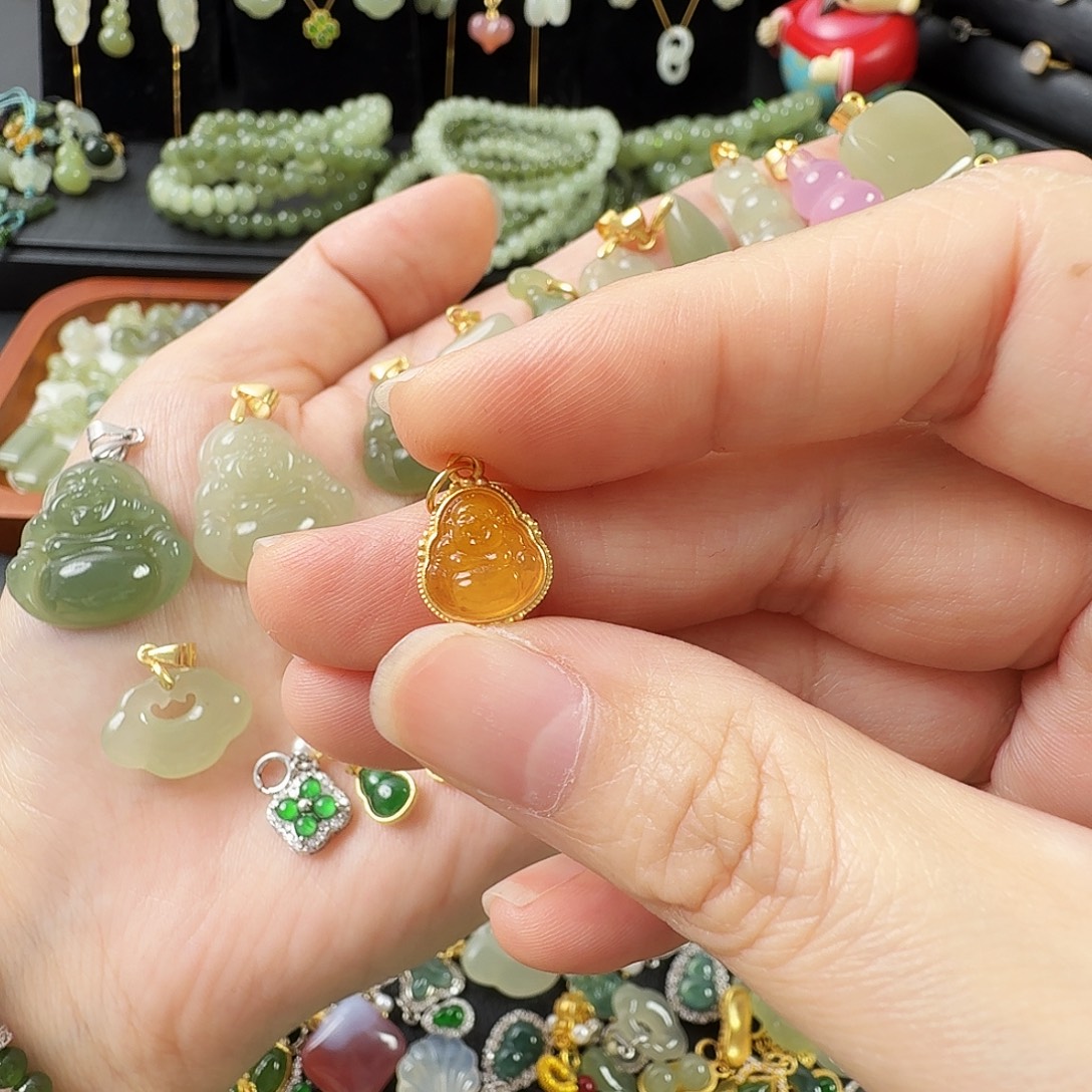 琥珀银S925镶嵌颈饰