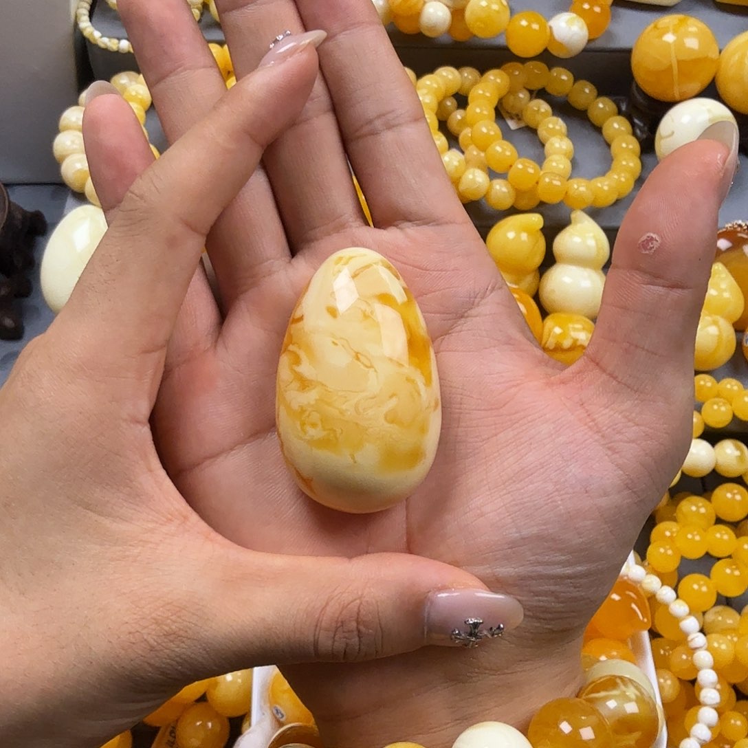 琥珀珠宝奇石未镶嵌水滴