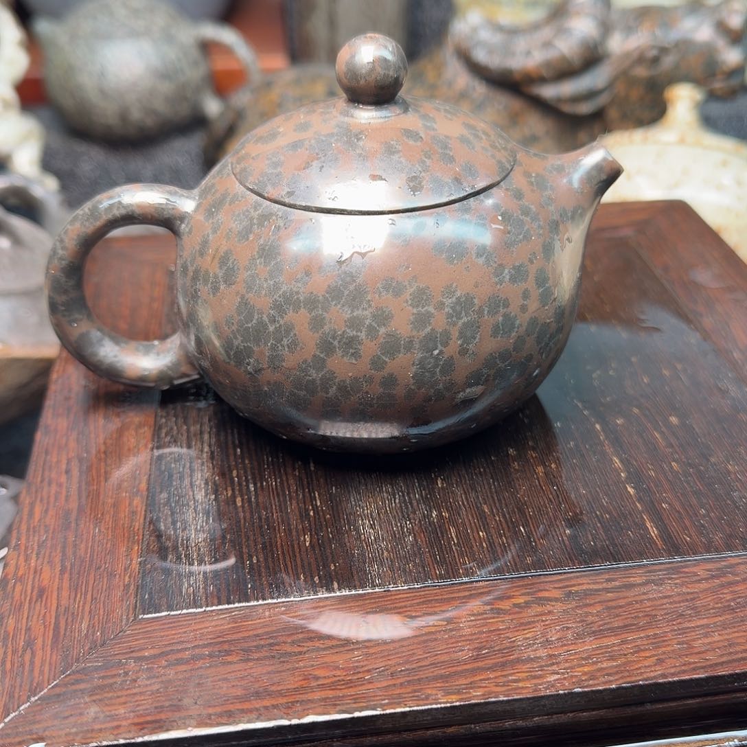 冰碛岩豹纹石茶壶一物一图