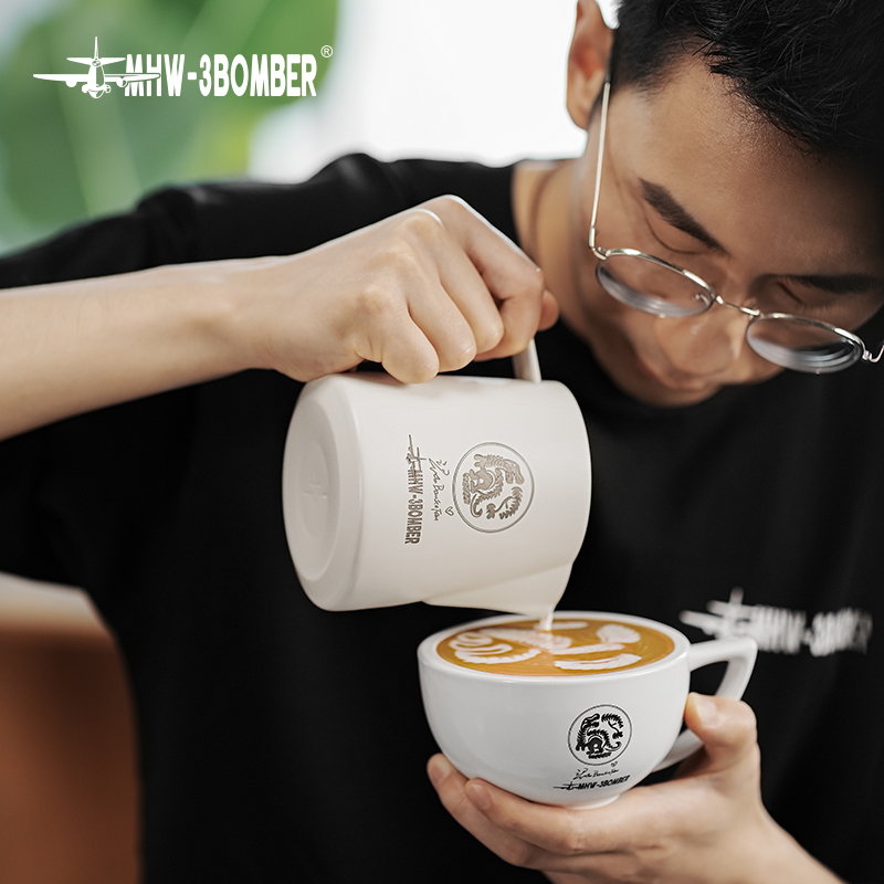 MHW-3BOMBER轰炸机WLAC世界冠军纪念版拉花缸拿铁杯套装礼盒家用