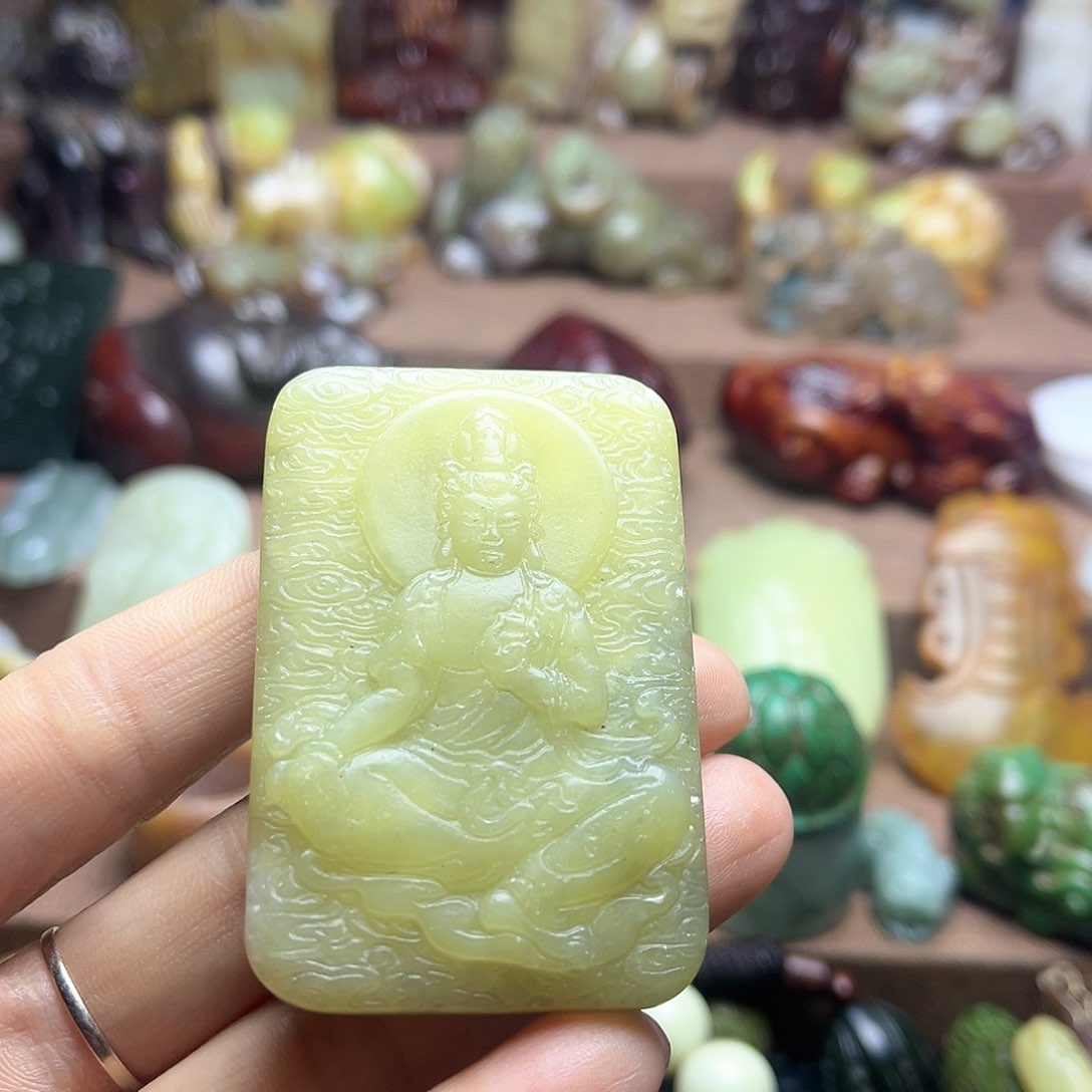 白玉菩提吊坠113。。