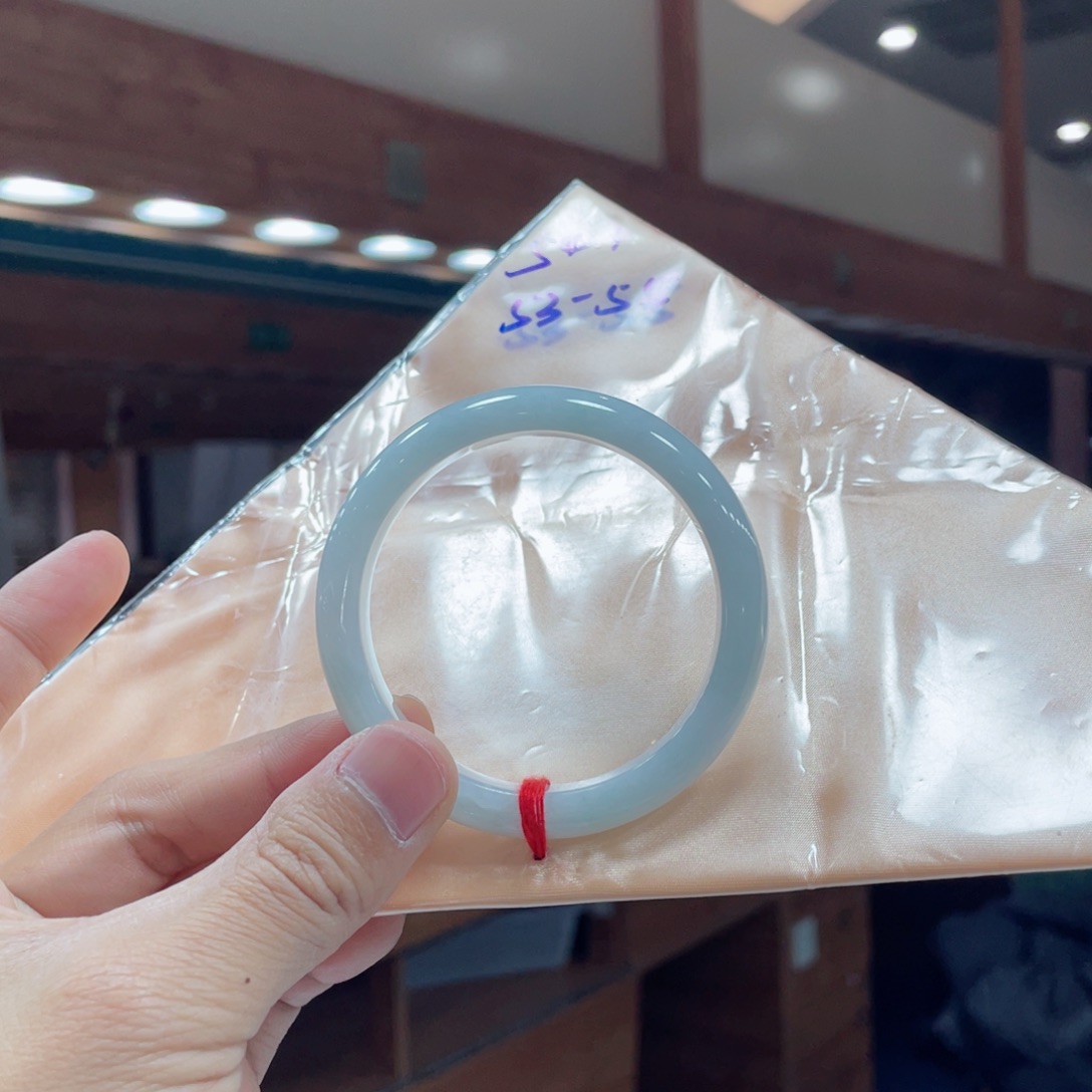 翡翠手镯未镶嵌买断