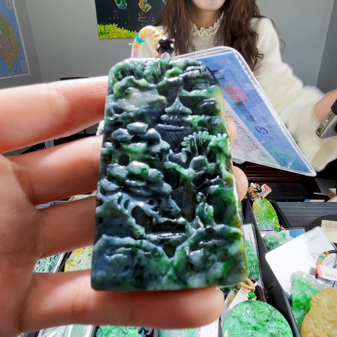 颈饰未镶嵌翡翠翡翠