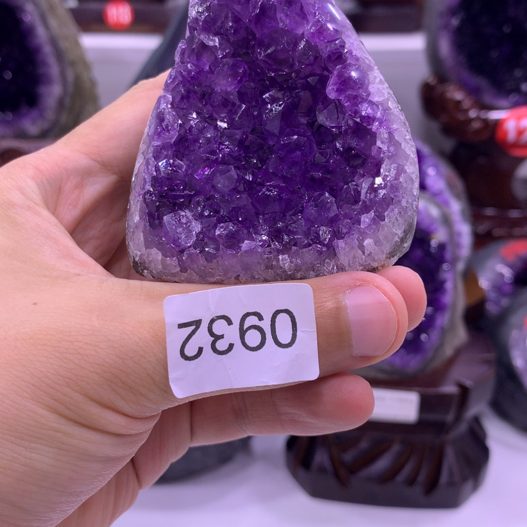 未镶嵌紫晶大型摆件（非配饰）