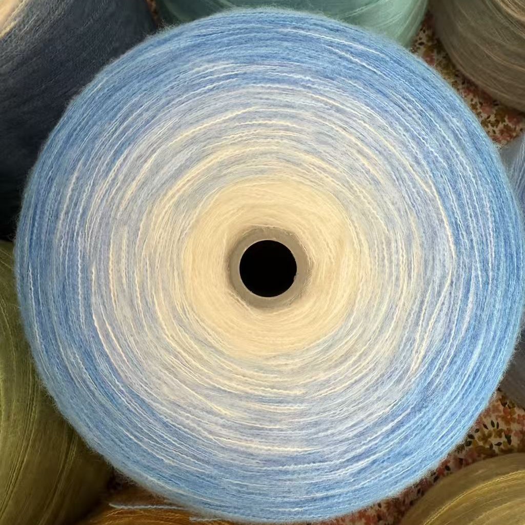 天空蓝四股鹿毛绒蛋糕线