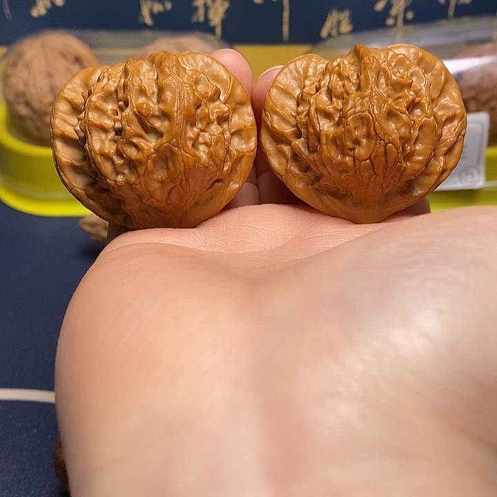文玩核桃把件大耳朵图图