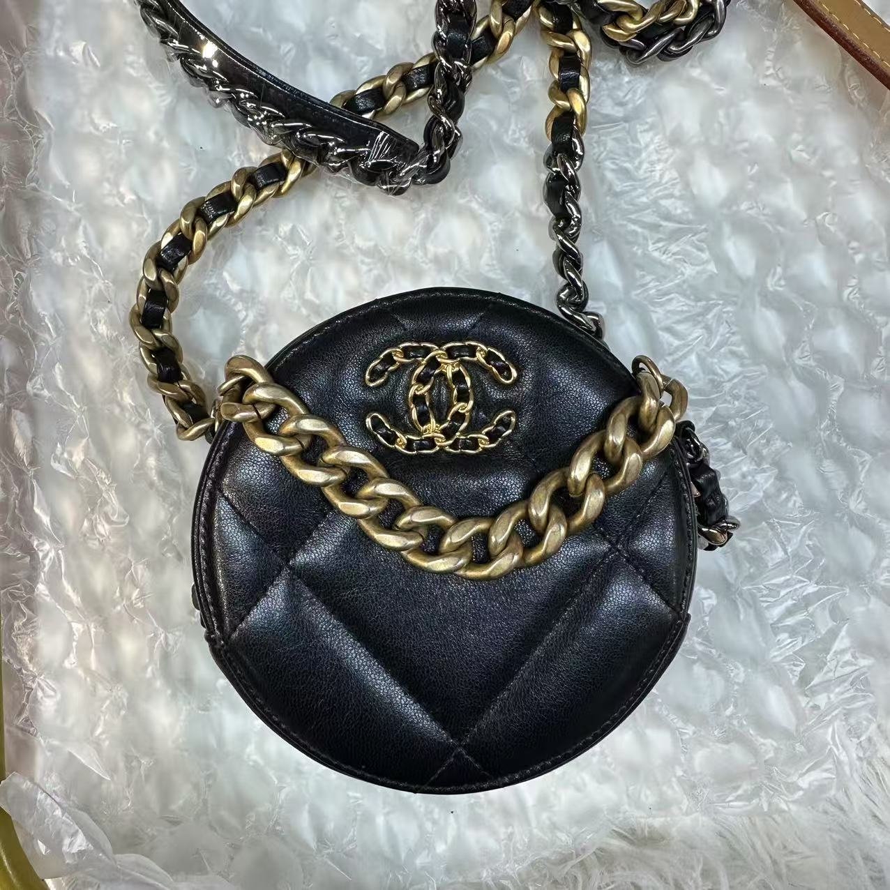 95新 Chanel/香奈儿 黑金圆饼单肩斜挎包/云海优选/H04027