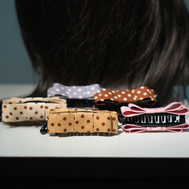 「曲奇饼干」手感巨好的翘边双层波点斜纹丝滑织带香蕉夹马尾夹