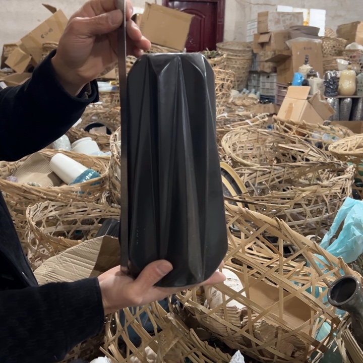 瓶高度30厘米口径6.5厘米微瑕捡漏