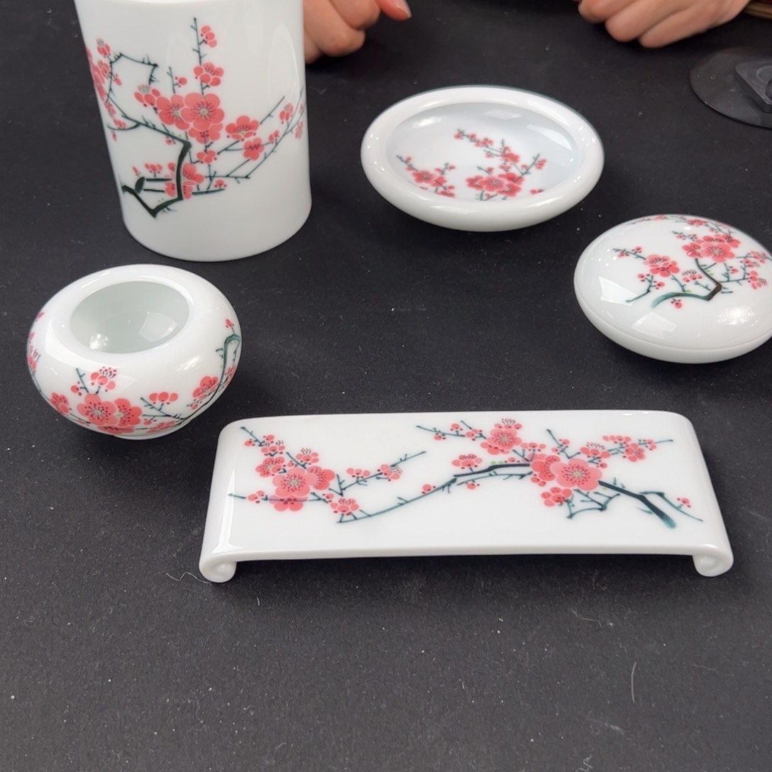 翠竹红梅五头文具瓷 微瑕