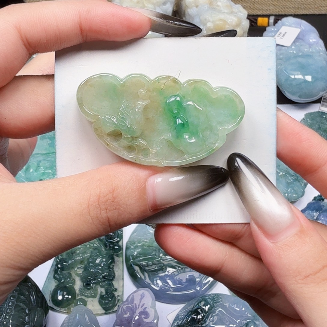 翡翠未镶嵌挂件翡翠