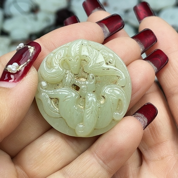 和田玉挂件未镶嵌