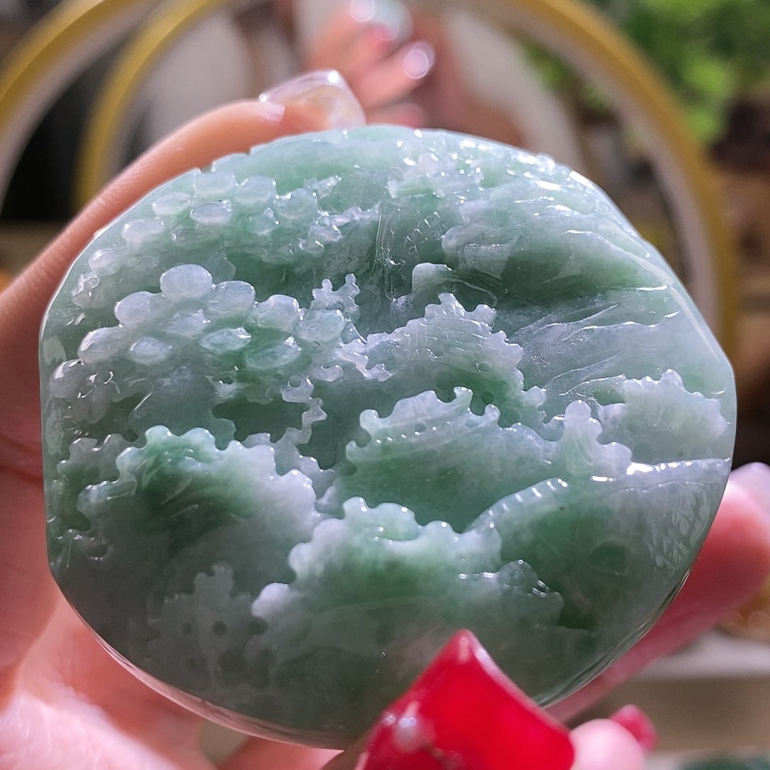 【闪购商品】翡翠颈饰未镶嵌山水