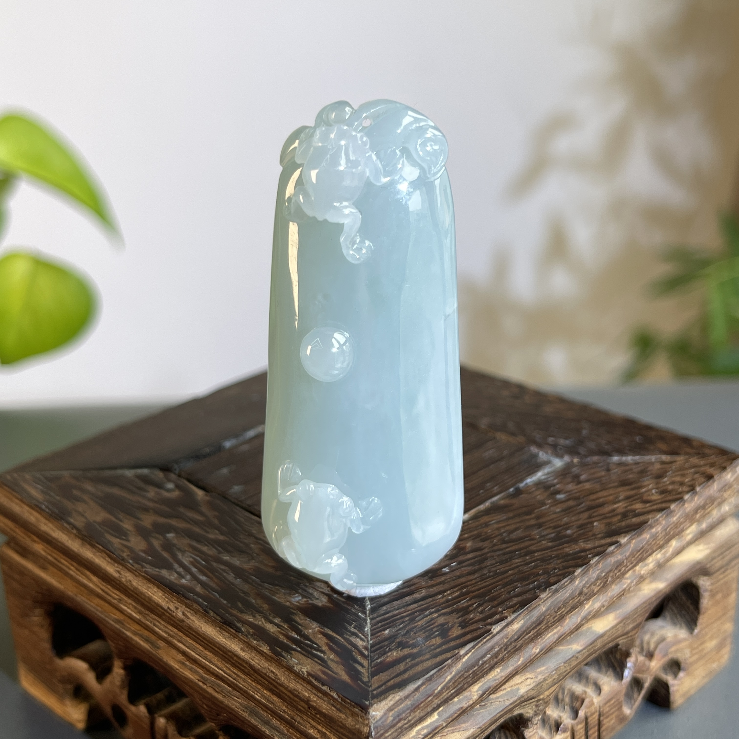 JXW18-62  天然缅甸A货翡翠 呱呱来财