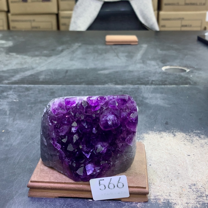 水晶摆件未镶嵌紫晶566