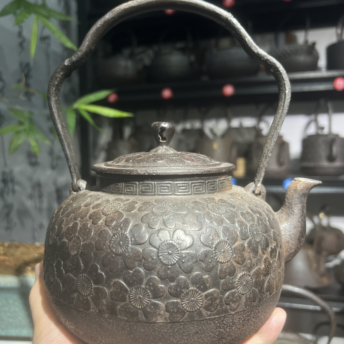 大正时期 南部四大家族 有坂造樱花纹老铁壶 满水1400cc 