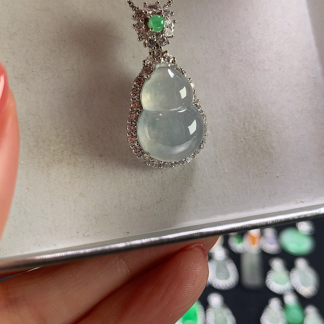 颈饰银S925镶嵌翡翠11111111