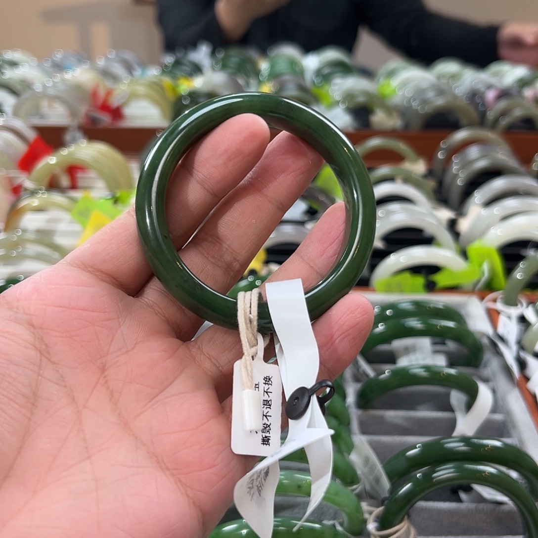 聆***音和田玉未镶嵌手镯碧玉手镯A0055-55