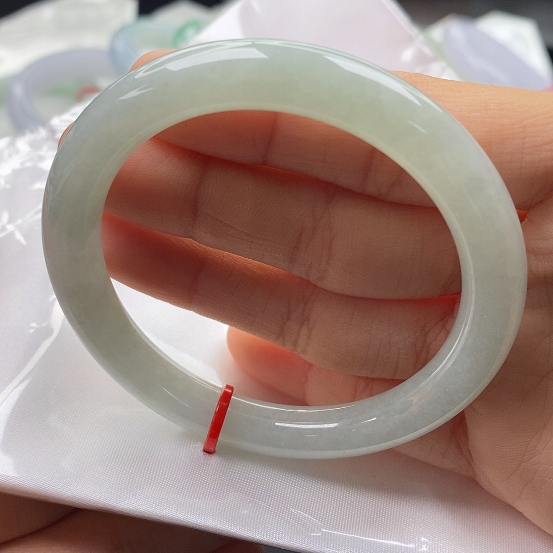 翡翠未镶嵌手镯（圆镯）5455圈