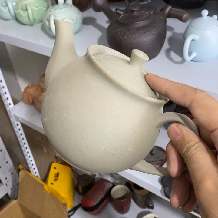 陶瓷艺术品及陶瓷壶