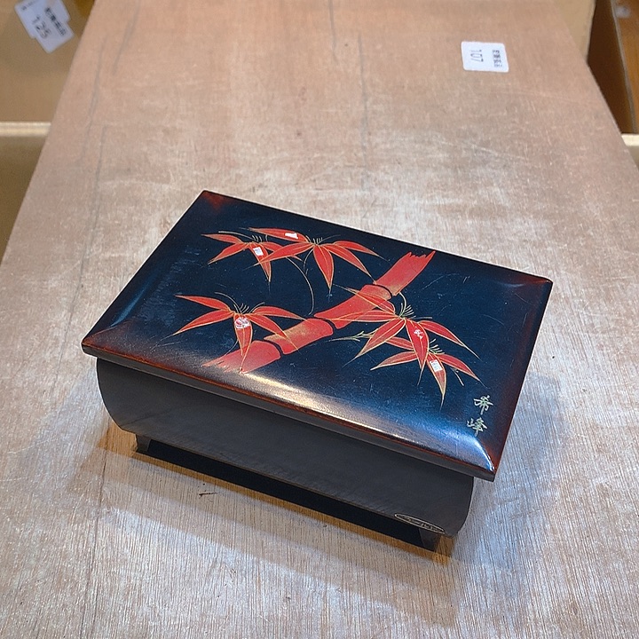 音乐首饰盒哈哈哈哈哈