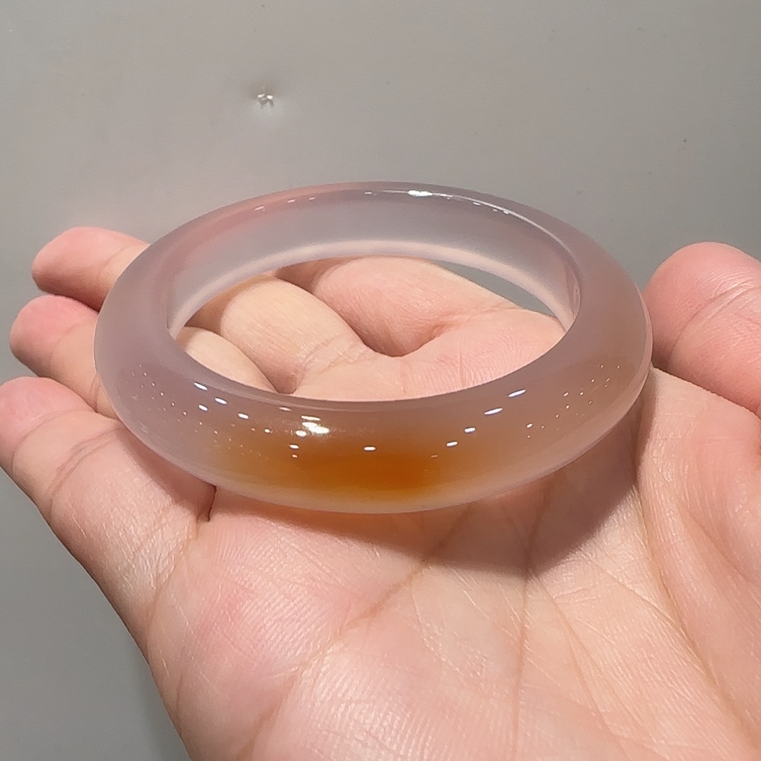 ***张玛瑙/玉髓手镯未镶嵌