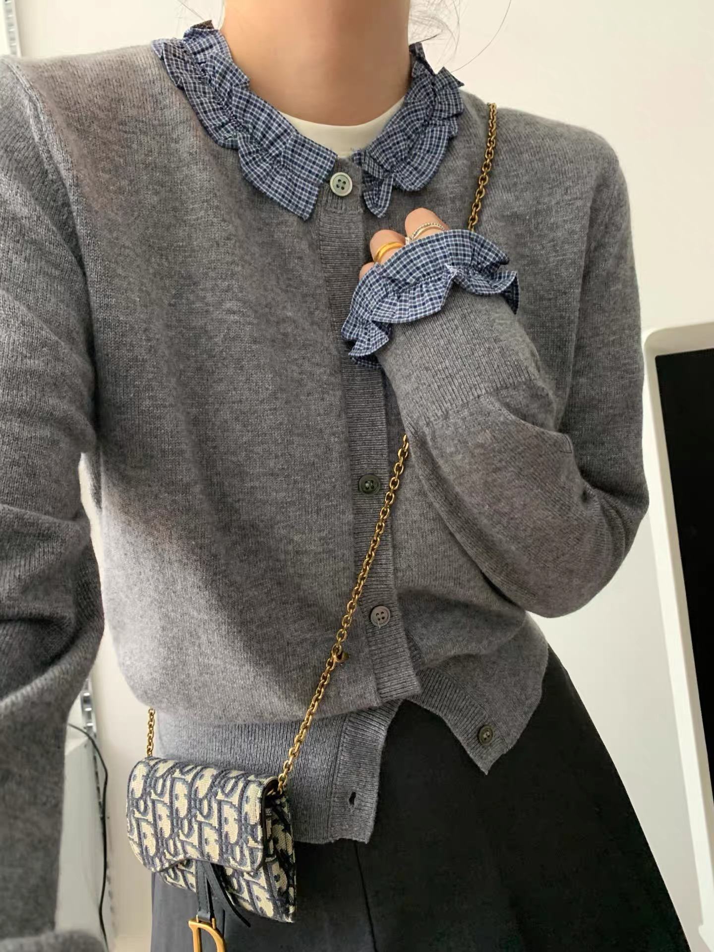 秋季常规款薄款潮牌女装毛衣针织衫格子卫衣条纹百搭