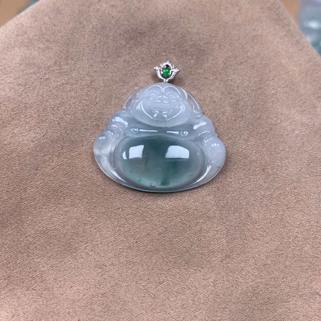 翡翠18K金镶嵌颈饰缅甸翡翠