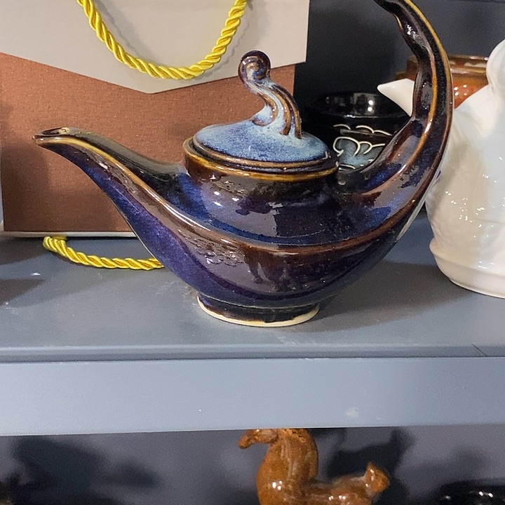 瓷片武*长陶瓷品阿拉神灯壶一个