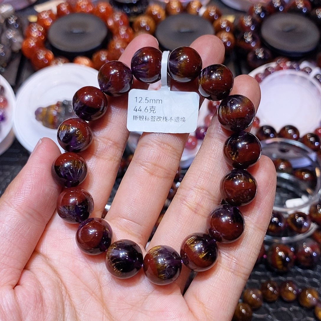 T***T手串水晶未镶嵌12.5mm左右