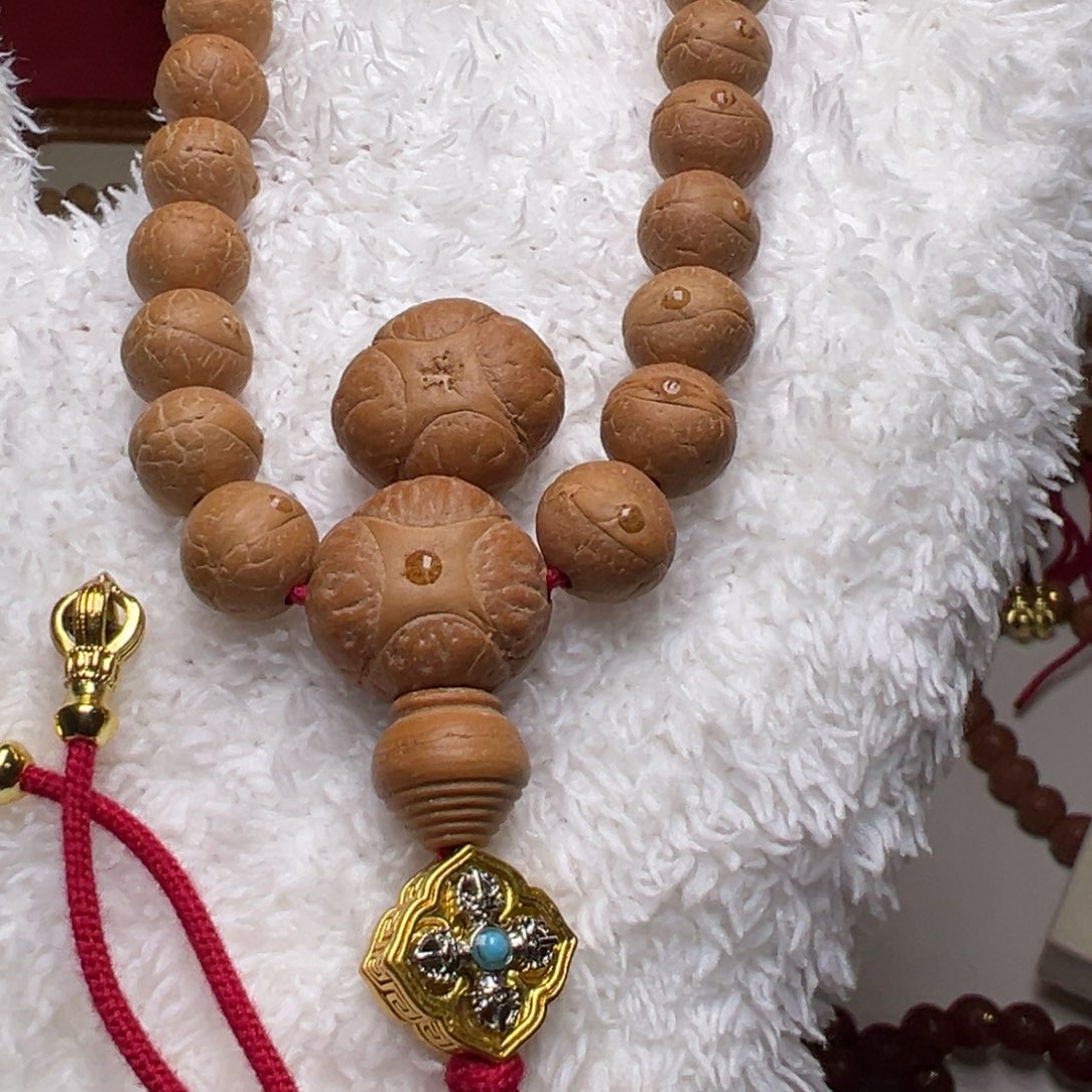 凤眼菩提手串用****4凤眼菩提