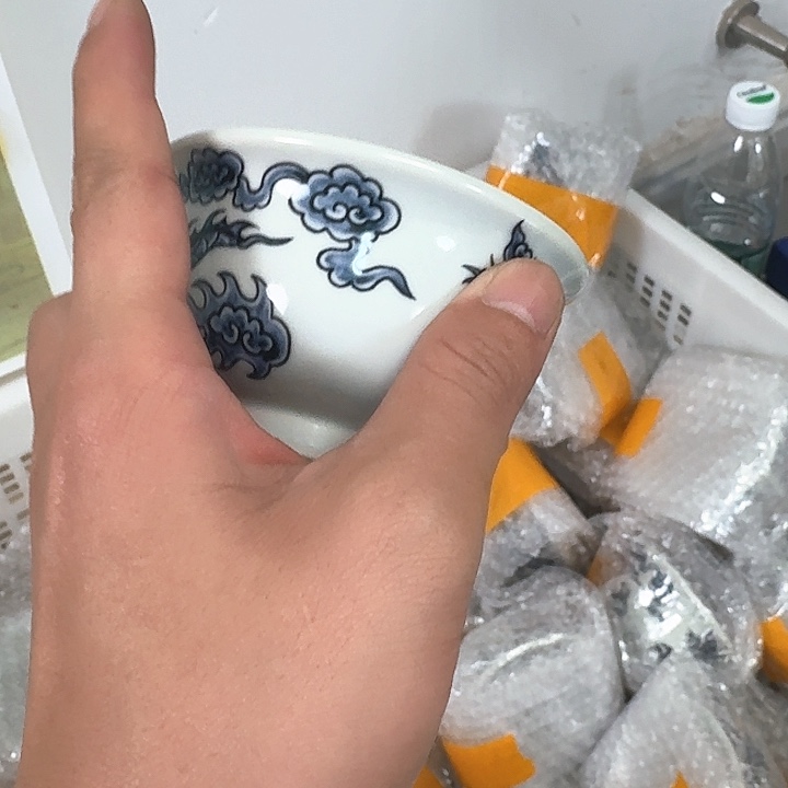 杯青花铠甲龙大压手杯