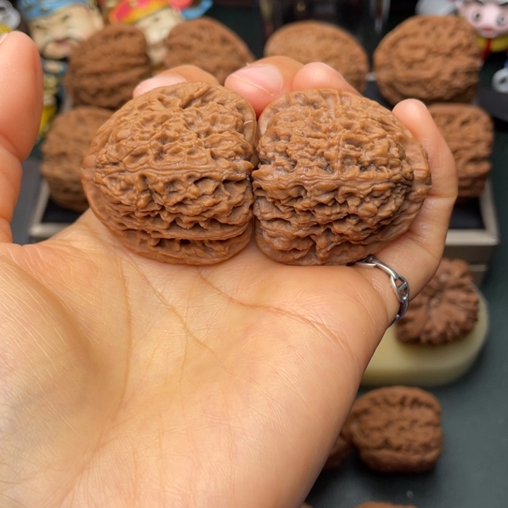 吊坠文玩核桃道****?38尺正三角1235