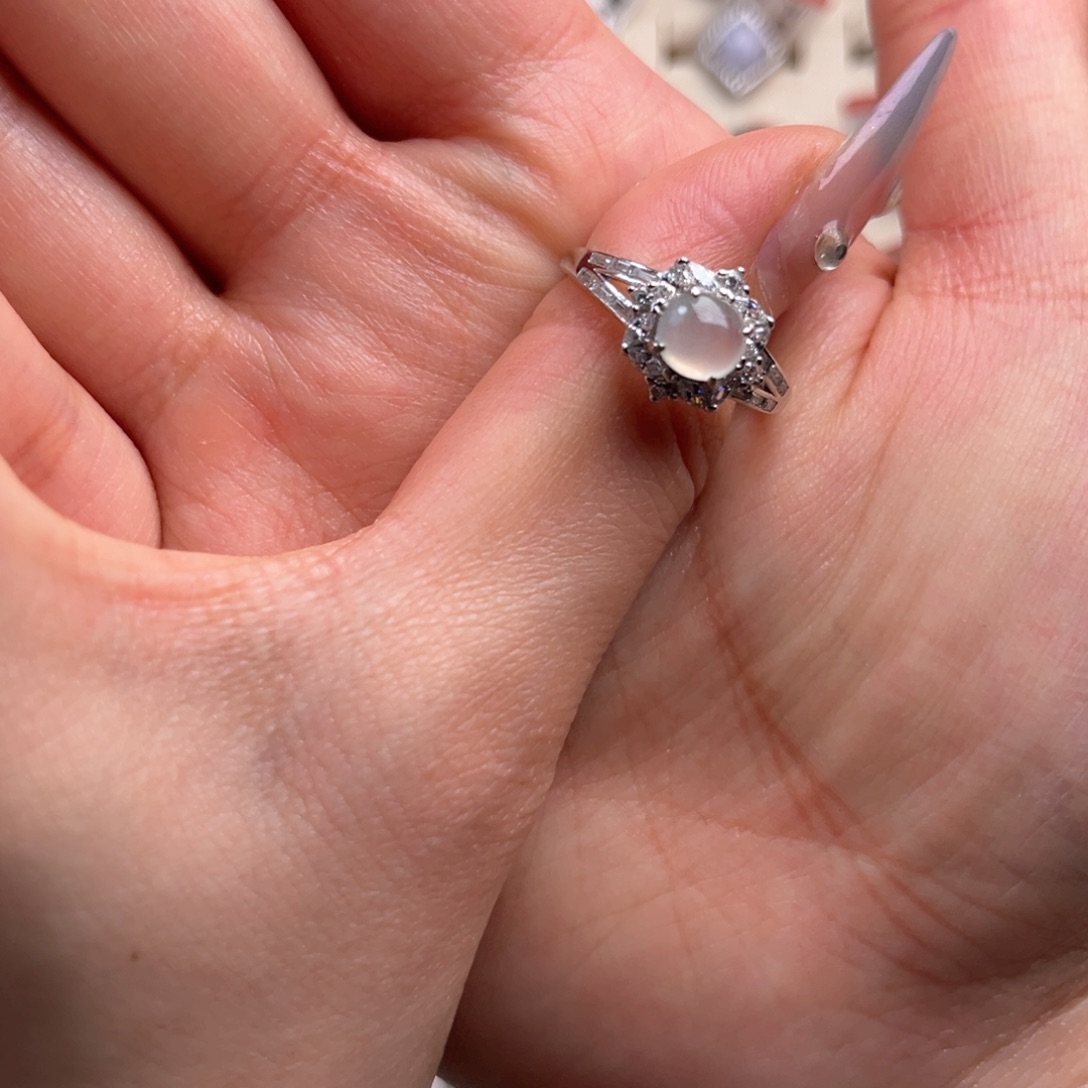 翡翠戒指银S925镶嵌66888