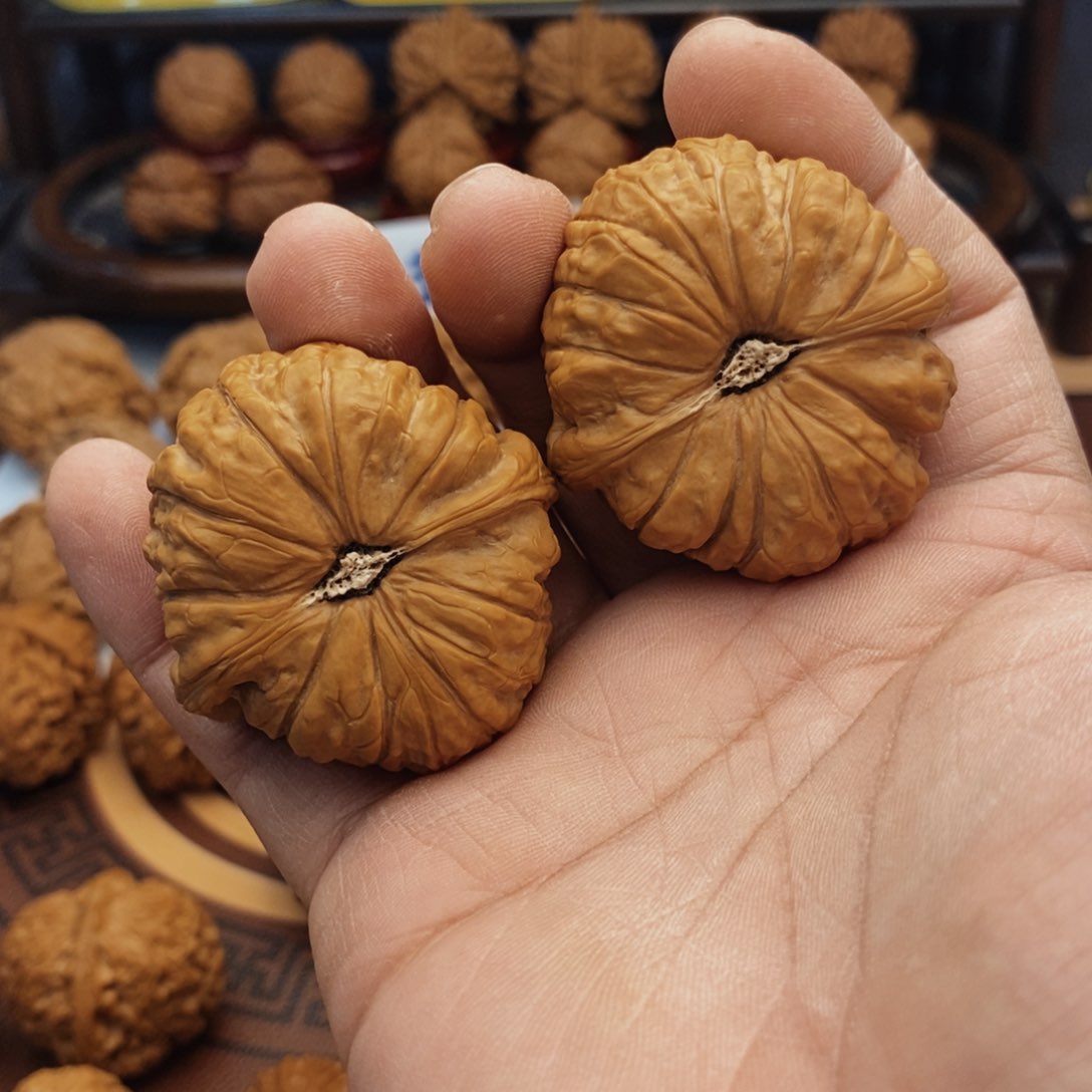 文玩核桃把件45尺 南瓜墩 3