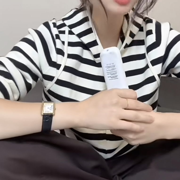 欧货连帽条纹针织衫