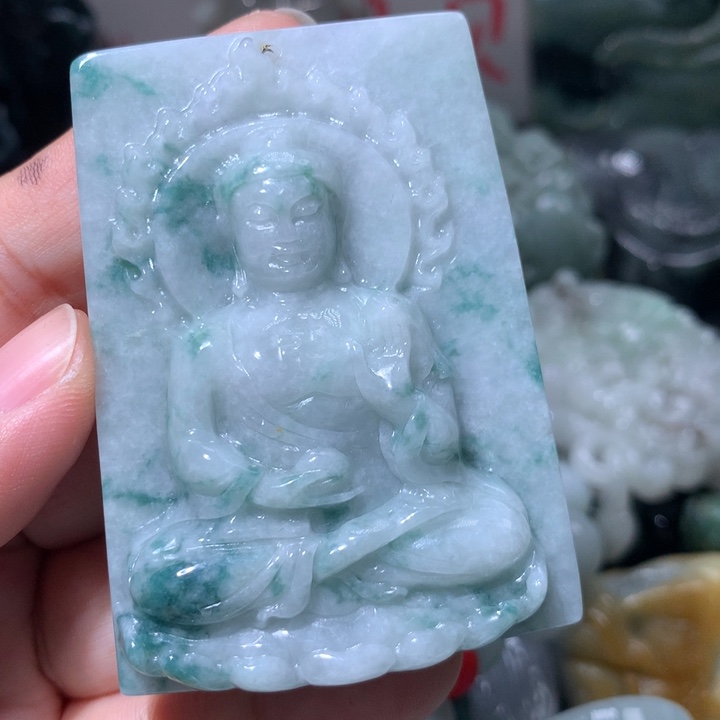 翡翠未镶嵌颈饰保真天然A货翡翠